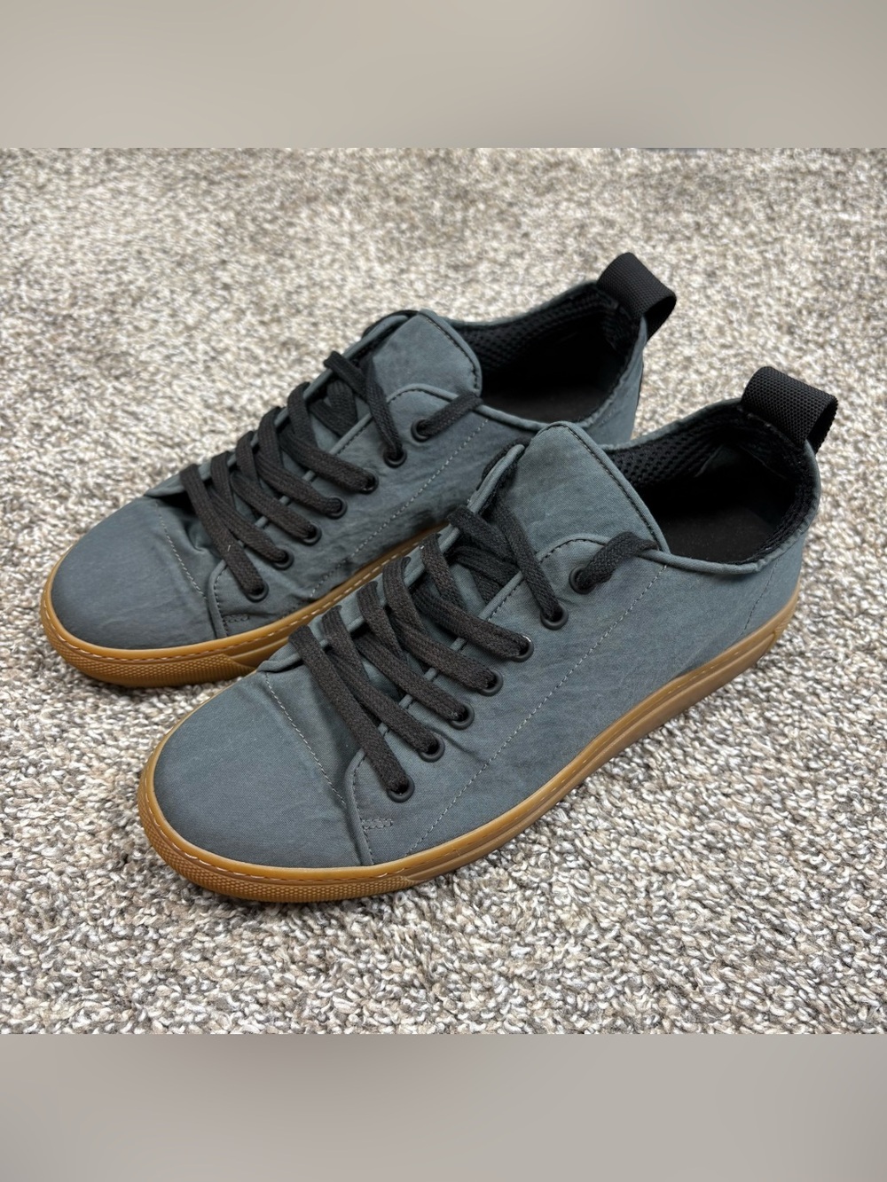 James Perse Carbon Low Sneakers Size 9